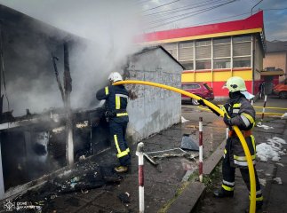 На території автовокзалу спалахнула пожежа