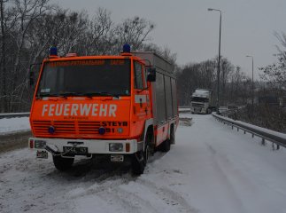 На Закарпатті рятувальники відбуксирували 34 автівки