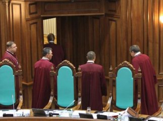 Суддя із Закарпаття був проти скасування статті про незаконне збагачення