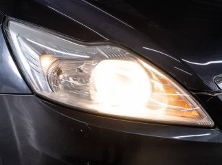 За яке світло фар на автомобілі водієві випишуть штраф