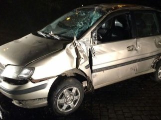 П’яний прикордонник влаштував перегони із поліцейськими, перекинув авто, а сам втік