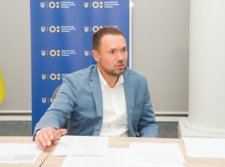 Учителі мають повернутись з-за кордону для офлайн роботи, – Шкарлет