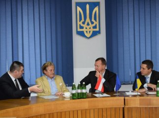 Мер Ужгорода зустрівся з представником віденської компанії, яка працює над створенням сміттєперобних спалювальних заводів