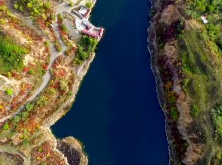 У мережі з’явилось відео ужгородського кар’єру, зняте з висоти пташиного польоту