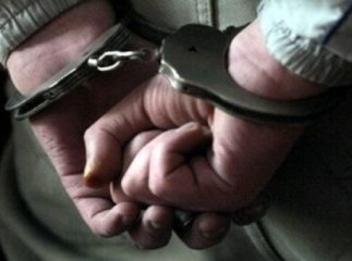 У Мукачеві посеред вулиці пограбували чоловіка