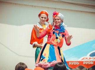 В Ужгороді дітям організували солодке свято