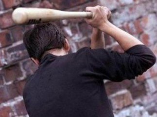 Звіряче побиття у Мукачеві: медики заявляють, що подібні травми практично несумісні з життям