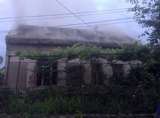 У Сторожниці зранку горів будинок