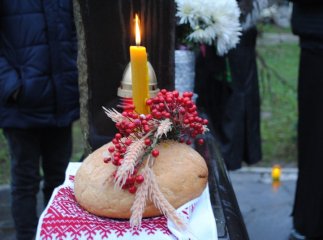 Мукачівці вшанували пам’ять жертв Голодоморів 1932-33-х років