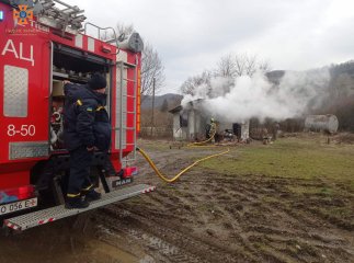 В селі на Тячівщині вирувала пожежа