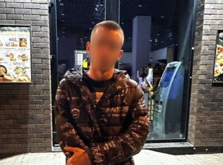 В Ужгороді патрульних насторожила поведінка чоловіка: як виявилось, недарма