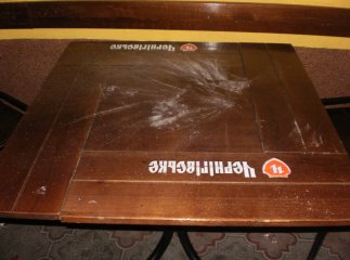 У Мукачеві затримано групу молодиків, які зухвало вживали наркотики в одному із кафе біля залізничного вокзалу