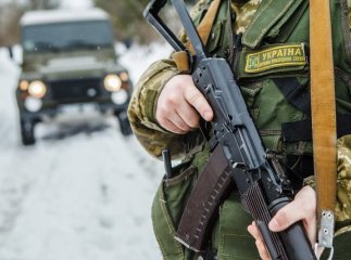 Вдерлися у помешкання і погрожували: на прикордонників напали невідомі