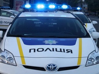 6 поліцейських систематично отримували хабарі