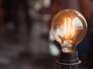 Сьогодні із 17 до 22 години людей просять обмежити споживання електроенергії