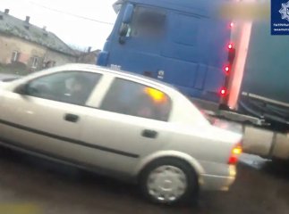 Патрульні розповіли про нахабного далекобійника