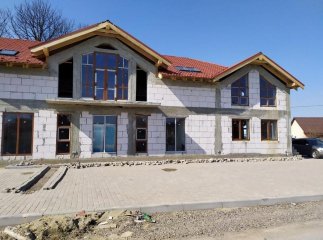 Троє осіб привласнили понад 2 мільйони під час будівництва адмінспоруди. Їх судитимуть