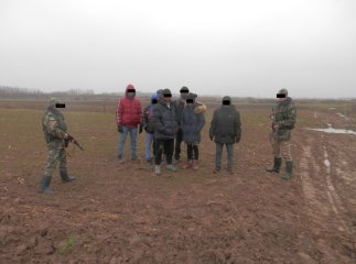 Прикордонники Мукачівського загону затримали нелегалів зі Шрі-Ланки та Пакистану