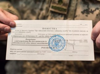 Секретар РНБО розповів, чому в Україні почали масово роздавати повістки