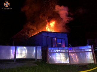 На Хустщині через морозильну камеру спалахнула пожежа