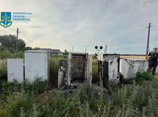 Чоловіку, який підпалив стратегічний об’єкт Укрзалізниці, повідомили про підозру