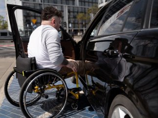 Люди з інвалідністю зможуть отримати компенсацію за переобладнання авто