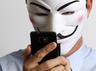 Ужгородська пенсіонерка не повірила телефонному шахраю і зберегла 2 тисячі лоларів