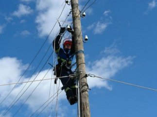 На кількох вулицях Ужгорода протягом тижня можливі відключення електроенергії