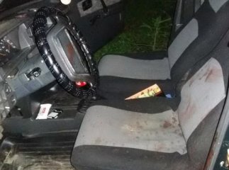 Пасажир автівки намагався зарізати водія