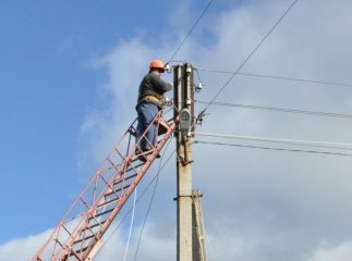 Центр Мукачева на годину залишиться без електропостачання