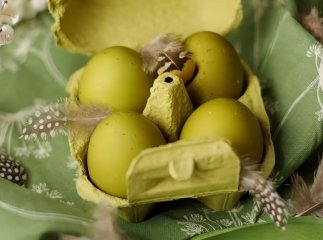 Як зробити оливкові крашанки