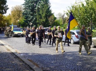 Поховали 39-річного військового, який загинув на Донеччині Поховали 39-річного військового, який загинув на Донеччині