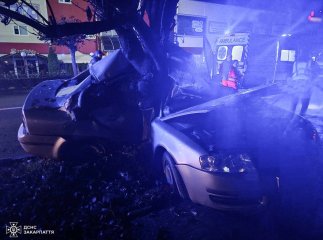 В Ужгороді сталась фатальна аварія. Загинула дівчина