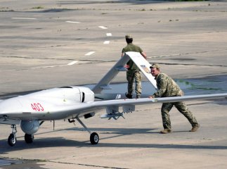 У сусідній Польщі зібрали вже 9 мільйонів злотих на байрактар для України