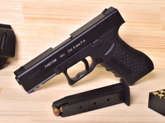 Під час збору хіпі біля водоспаду Шипіт у киянина вкрали травматичний пістолет