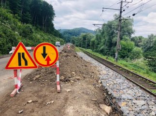 На дорозі від Перечина до Ужгорода влаштовують підпірну стінку