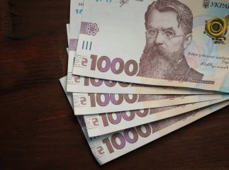 19400 гривень листоноша принесе додому: Укрпошта пояснила, як отримати зимову виплату
