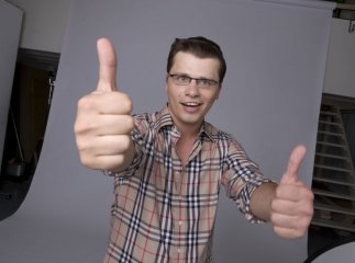 Російський комік, резидент Comedy Club Гарік Харламов приїхав на Майдан Незалежності, щоб підтримати мітингувальників
