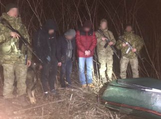 Затримано осіб, які намагались нелегально перетнути кордон