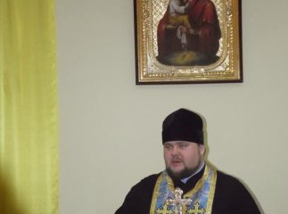 Єпископ Закарпатський УПЦ КП Варсофоній відвідав Мукачівський військовий госпіталь (ФОТО)