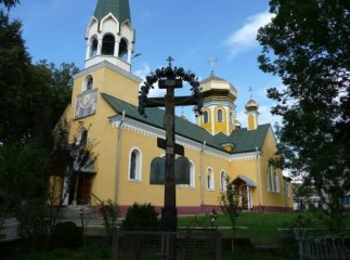 Великодні свята у Хусті закінчилися пограбуванням церкви