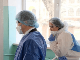 П’ятеро закарпатських заробітчан готувались втекти з лікарні, де їх перевіряють на коронавірус