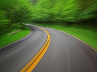 Рух на кільцевих дорогах Ужгорода буде за європейськими правилами