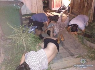 Поліція виявила наркопритон: усі подробиці