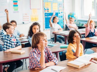 У школах Ужгорода і Мукачева відновлюють очне навчання