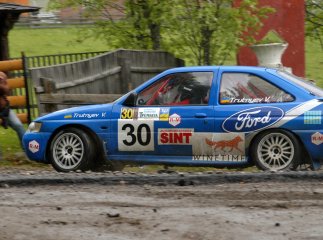 Ужгородський автогонщик тріумфально повернувся у великий спорт