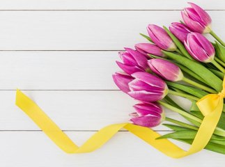 Нові вихідні замість 8 березня та 1 травня: депутати пропонують зміни