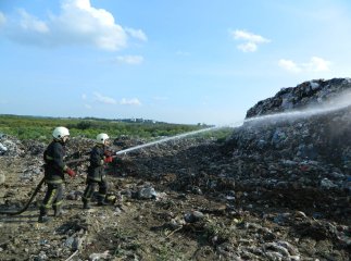 В Іршавському районі знову горіло сміттєзвалище