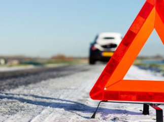 На Рівненщині автівка 30-річної полтавчанки врізалась у вантажівку ужгородця