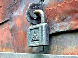 Ужгородські поліцейські затримали раніше судимого зловмисника, який займався крадіжками в гаражах